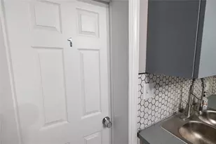 3311 W Douglas St, Tampa, FL 33607 - Photo 5