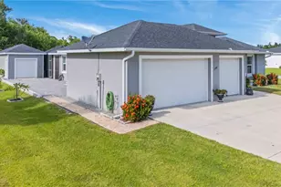 114 Venice Road, Rotonda West, FL 33947 - Photo 3