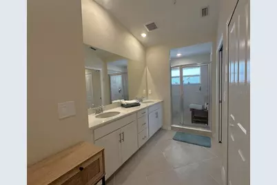 14241 Heritage Landing Boulevard #1821, Punta Gorda, FL 33955 - Photo 11