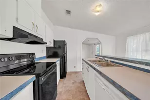 2451 SW Brandy Dr, Arcadia, FL 34266 - Photo 11