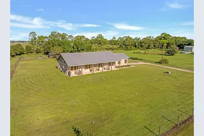 99 Trader Road, Labelle, FL 33935 - Photo 11