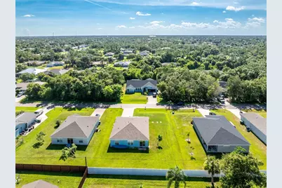 1203 Desmond Street, Port Charlotte, FL 33952 - Photo 47