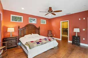 3000 Dartmouth Ave N, Saint Petersburg, FL 33713 - Photo 21