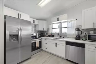 2100 Kings Hwy, Port Charlotte, FL 33980 - Photo 5