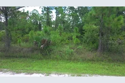 28072 Crestwood Drive, Punta Gorda, FL 33955 - Photo 3