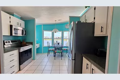 9103 34th Avenue E, Palmetto, FL 34221 - Photo 11