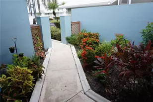 789 Harrington Lake Dr N, Venice, FL 34293 - Photo 7