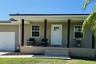 921 Henry St, Punta Gorda, FL 33950 - Photo 3