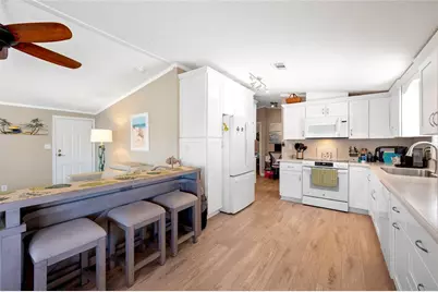 4300 Riverside Drive #206, Punta Gorda, FL 33982 - Photo 9