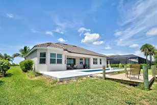 15240 Spanish Point Dr, Port Charlotte, FL 33981 - Photo 23