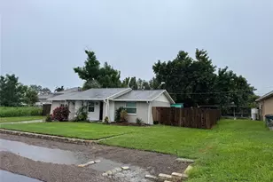 972 Ponderosa Rd, Venice, FL 34293 - Photo 3