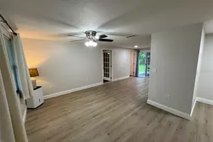 972 Ponderosa Rd, Venice, FL 34293 - Photo 5