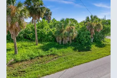 18443 Briggs Circle, Port Charlotte, FL 33948 - Photo 5