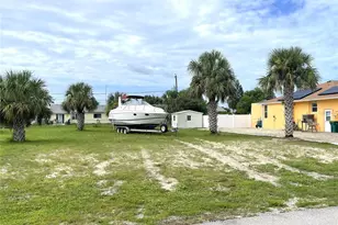 18319 Arapahoe Cir, Port Charlotte, FL 33948 - Photo 31