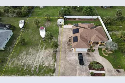 18319 Arapahoe Circle, Port Charlotte, FL 33948 - Photo 3