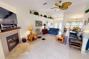 18319 Arapahoe Cir, Port Charlotte, FL 33948 - Photo 7