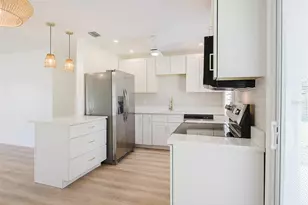 213 W McKenzie St, Punta Gorda, FL 33950 - Photo 5