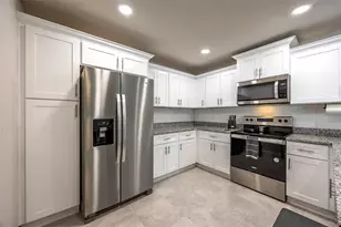 6332 Royal Woods Dr, Fort Myers, FL 33908 - Photo 9