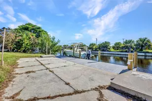 181 Duxbury Ave, Port Charlotte, FL 33952 - Photo 33