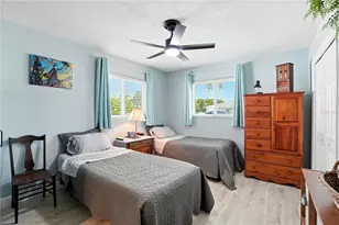 736 92nd Ave N, Naples, FL 34108 - Photo 17