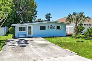 736 92nd Ave N, Naples, FL 34108 - Photo 13