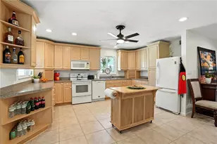 736 92nd Ave N, Naples, FL 34108 - Photo 15