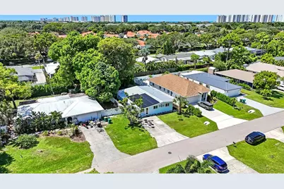 736 92nd Avenue N, Naples, FL 34108 - Photo 5