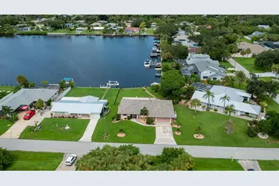 18537 Klingler Circle, Port Charlotte, FL 33948 - Photo 7