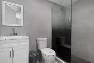 101 Riverview Ave, Englewood, FL 34223 - Photo 43