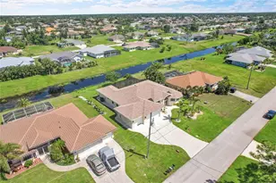 233 Fairway Rd, Rotonda West, FL 33947 - Photo 57