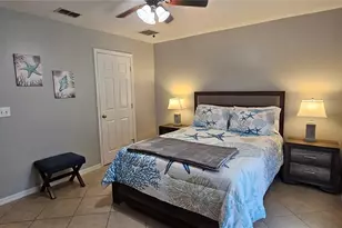 1923 SW 26th St, Cape Coral, FL 33914 - Photo 9