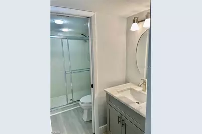 5650 Trailwinds Drive #122, Fort Myers, FL 33907 - Photo 9