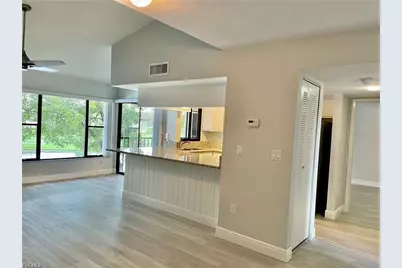 5650 Trailwinds Drive #122, Fort Myers, FL 33907 - Photo 3