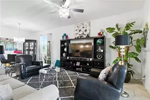 19085 Cabernet Ct, Venice, FL 34293 - Photo 11