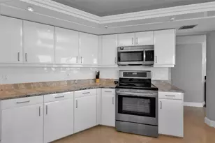 888 Boulevard of the Arts, Sarasota, FL 34236 - Photo 27