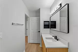 1120 Villagio Cir, Sarasota, FL 34237 - Photo 25