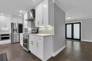 6923 Old Whiskey Creek Dr, Fort Myers, FL 33919 - Photo 9