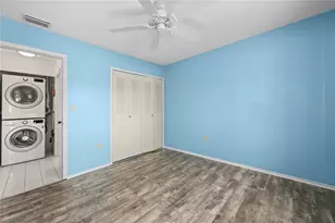 12538 SW Kingsway Cir, Lake Suzy, FL 34269 - Photo 13