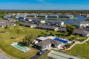 12538 SW Kingsway Cir, Lake Suzy, FL 34269 - Photo 25