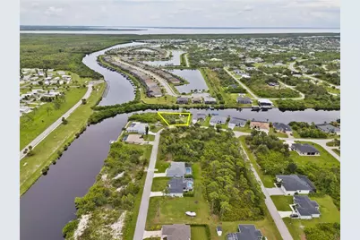 8050 Santa Cruz Drive, Port Charlotte, FL 33981 - Photo 3