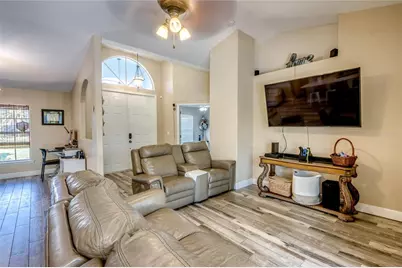 2613 SW 7th Place, Cape Coral, FL 33914 - Photo 5