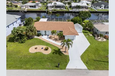 124 Sinclair Street SE, Port Charlotte, FL 33952 - Photo 1