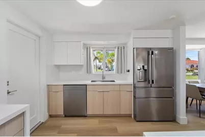 124 Sinclair Street SE, Port Charlotte, FL 33952 - Photo 9