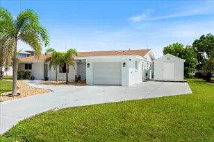 124 Sinclair St SE, Port Charlotte, FL 33952 - Photo 41