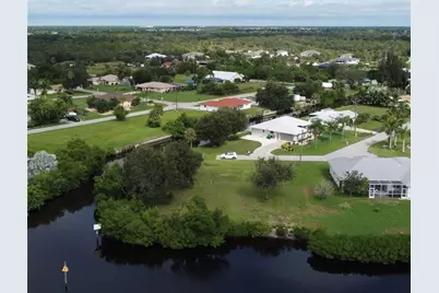 3690 Peace River Drive, Punta Gorda, FL 33983 - Photo 5