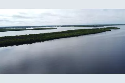 3690 Peace River Drive, Punta Gorda, FL 33983 - Photo 11