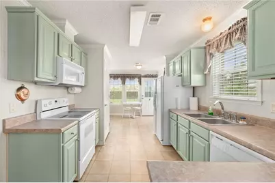 2 Holland Drive, Punta Gorda, FL 33950 - Photo 9