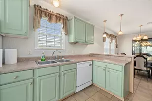 2 Holland Dr, Punta Gorda, FL 33950 - Photo 11