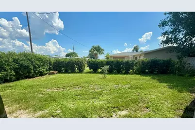 192 Godfrey Avenue NE, Port Charlotte, FL 33952 - Photo 17