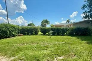 192 Godfrey Ave NE, Port Charlotte, FL 33952 - Photo 17